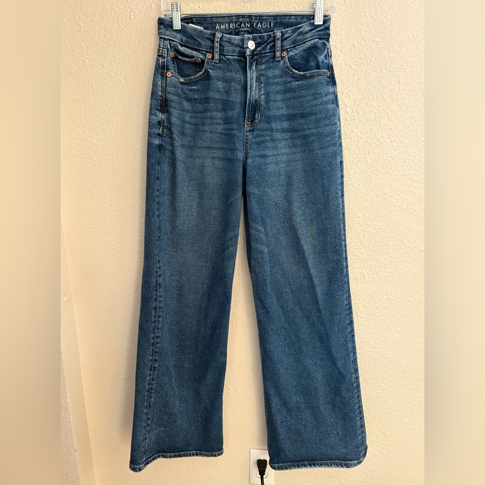 American Eagle Super high-waisted baggy wide leg jean